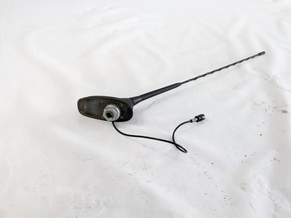 9666154380 ANTENNA AUTORADIO TETTO CITROEN C3 1.1 B 44KW 5M 5P (2012) RICAMBIO USATO