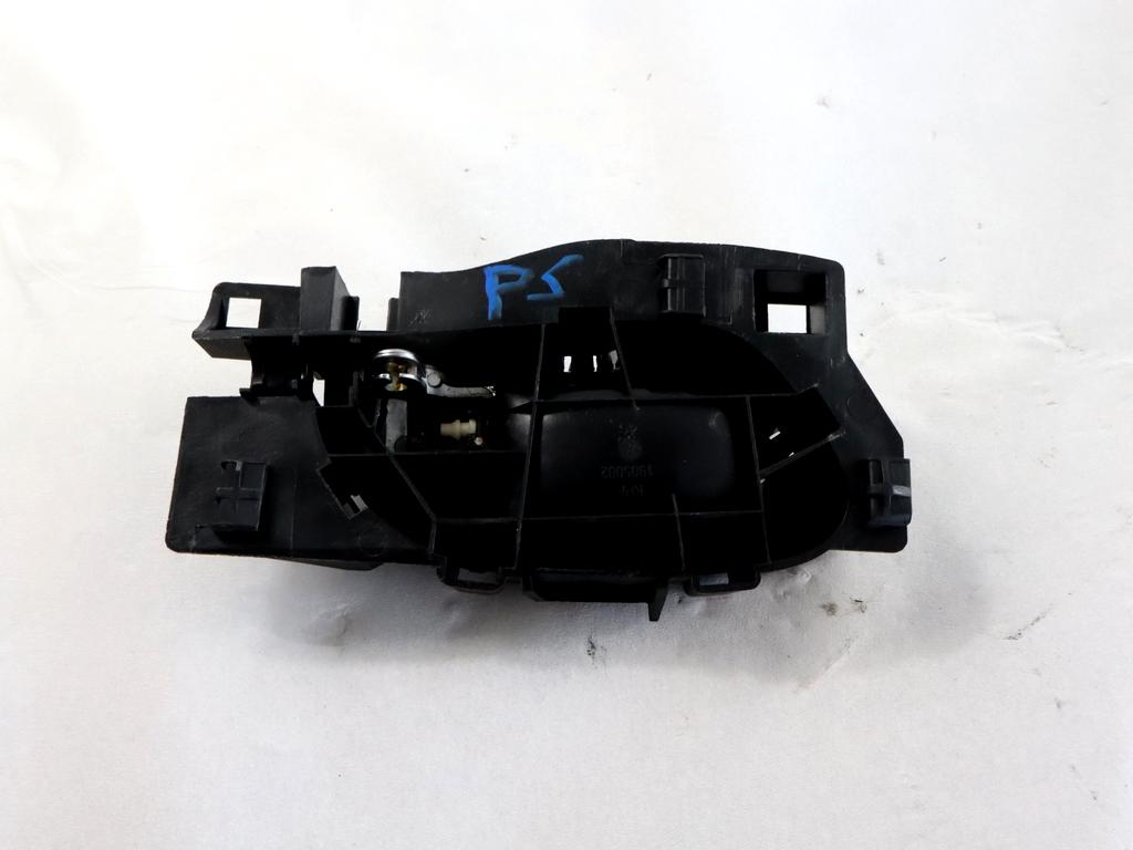 9683446877 MANIGLIA INTERNA PORTA POSTERIORE SINISTRA CITROEN C3 1.1 B 44KW 5M 5P (2012) RICAMBIO USATO