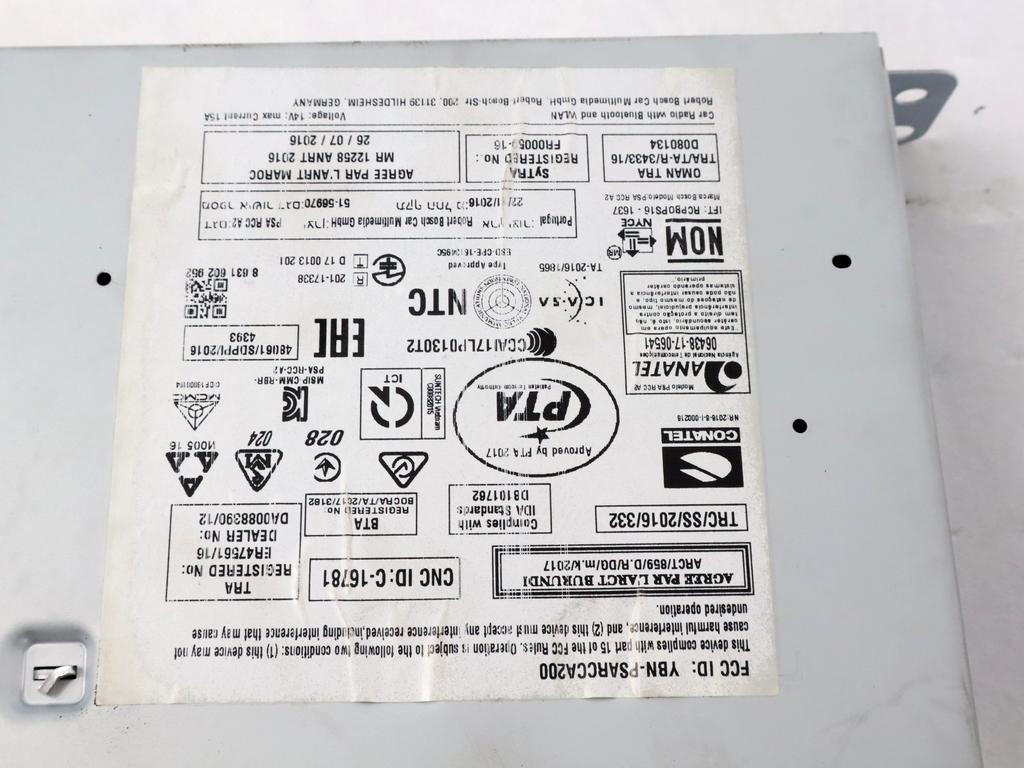 9822730180 AUTORADIO SISTEMA MULTIMEDIALE CITROEN C3 1.2 B 61KW 5M 5P (2018) RICAMBIO USATO (NON FORNIAMO CODICE AUTORADIO, MA SOLO NUMERO DI TELAIO VEICOLO)