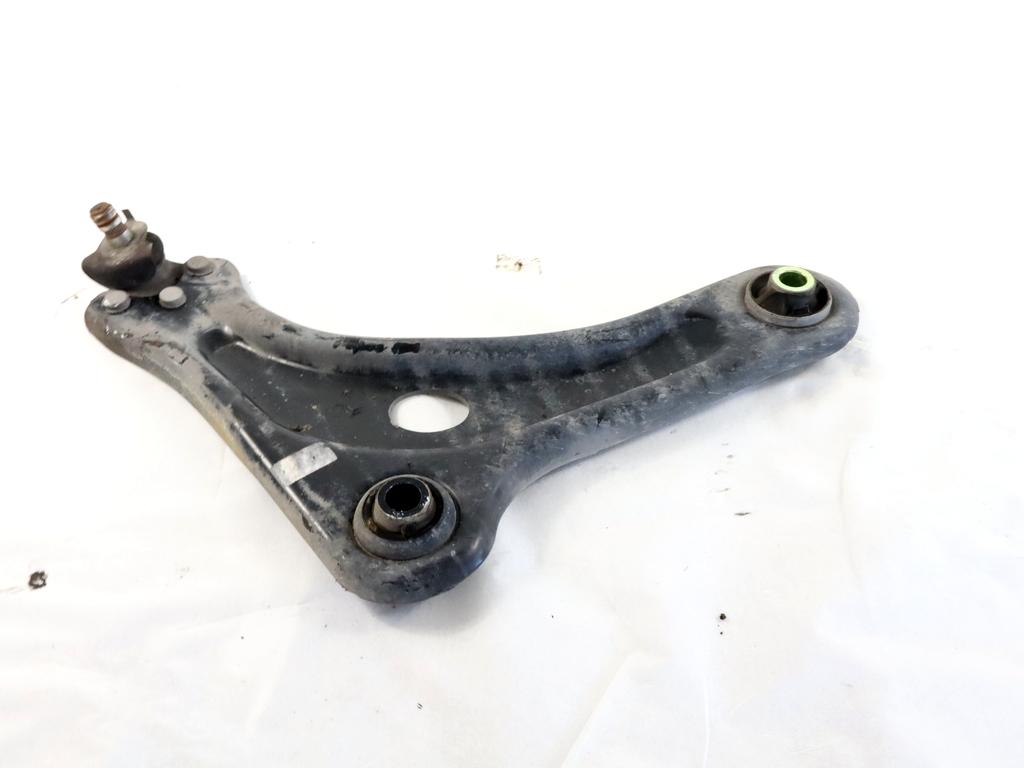 9670771480 BRACCIO OSCILLANTE ANTERIORE DESTRO CITROEN C3 1.2 B 61KW 5M 5P (2018) RICAMBIO USATO