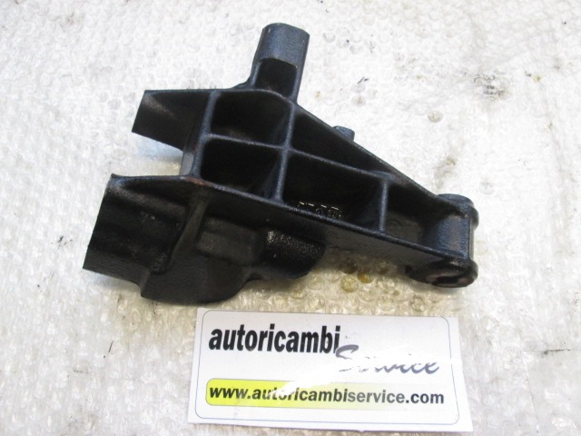 NOSILCI MOTORJA/DRUGO OEM N. 46744452 ORIGINAL REZERVNI DEL FIAT MULTIPLA 186 (1998 - 2002) DIESEL LETNIK 2000