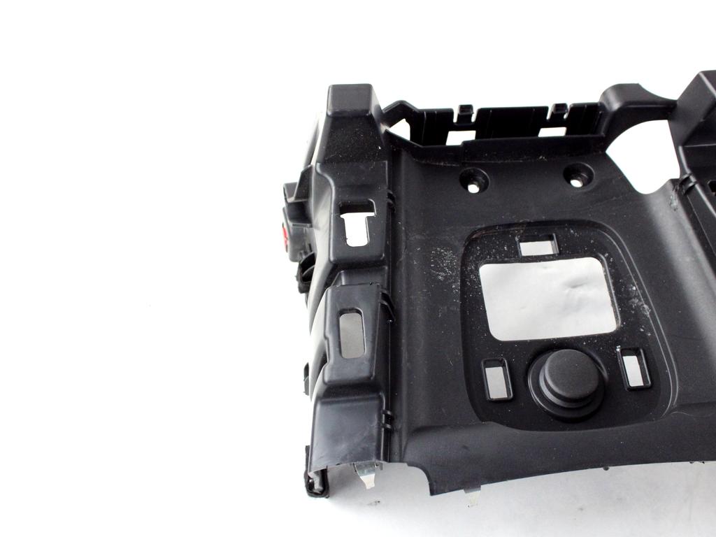 51459267656 MASCHERINA INTERNA CRUSCOTTO SUPPORTO AUTORADIO MINI COOPER SE F56 E 75KW AUT 3P (2020) RICAMBIO USATO