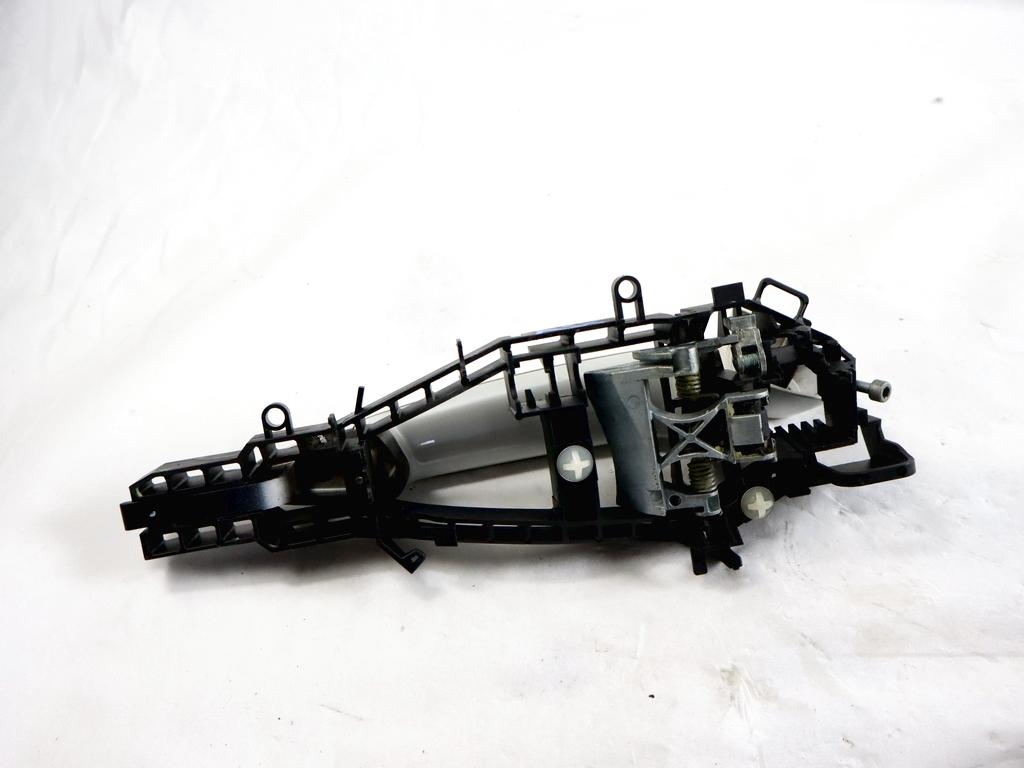 51217326917 MANIGLIA ESTERNA PORTA ANTERIORE SINISTRA BMW SERIE 3 316D F31 SW 2.0 D 85KW 6M 5P (2013) RICAMBIO USATO