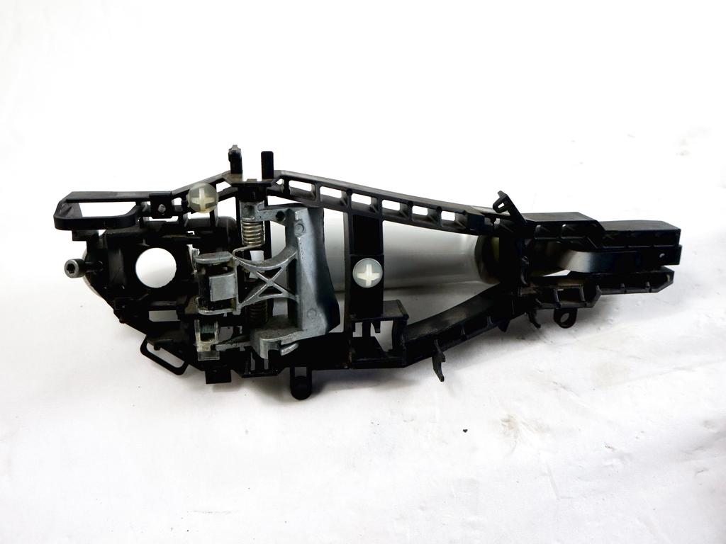 51217326917 MANIGLIA ESTERNA PORTA ANTERIORE SINISTRA BMW SERIE 3 316D F31 SW 2.0 D 85KW 6M 5P (2013) RICAMBIO USATO