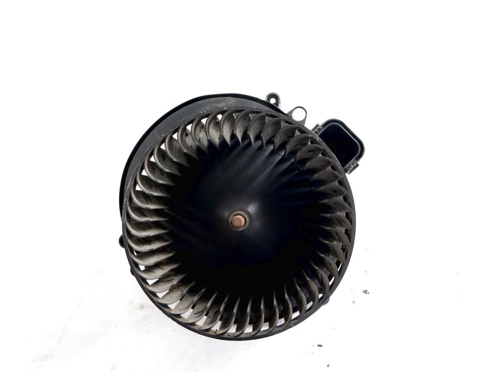 64119237557 MOTORINO VENTOLA VENTILAZIONE ABITACOLO BMW SERIE 3 316D F31 SW 2.0 D 85KW 6M 5P (2013) RICAMBIO USATO