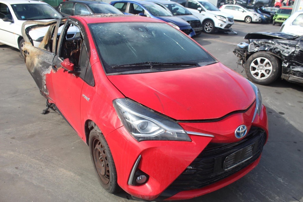 TOYOTA YARIS P13 1.0 I 54KW AUT 5P (2018) RICAMBI IN MAGAZZINO