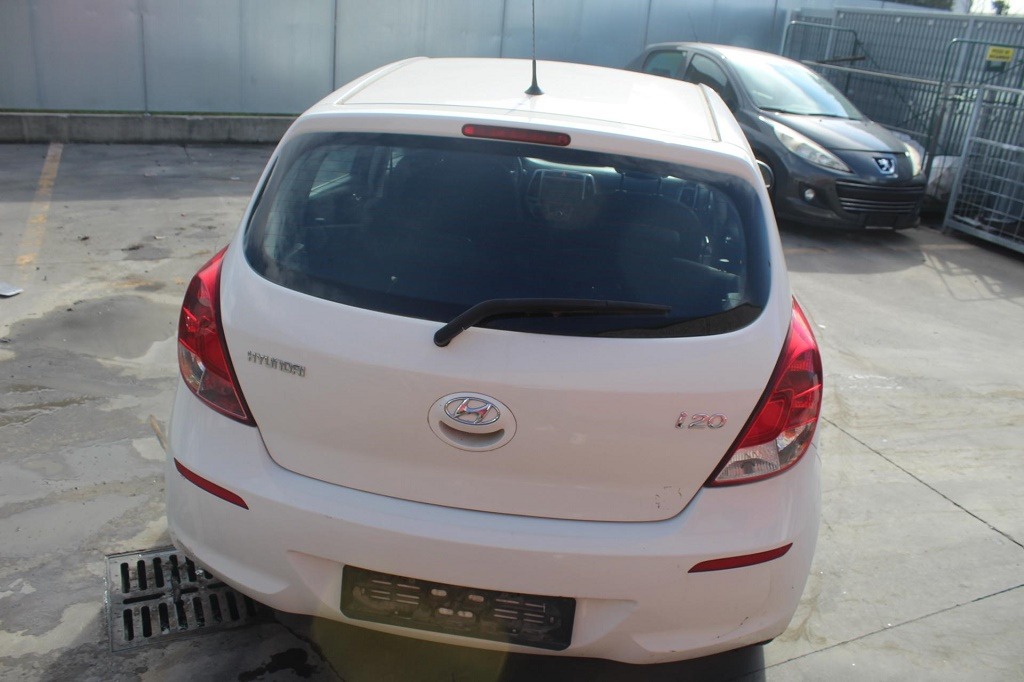 HYUNDAI I20 1.2 G 63KW 5M 5P (2013) RICAMBI IN MAGAZZINO