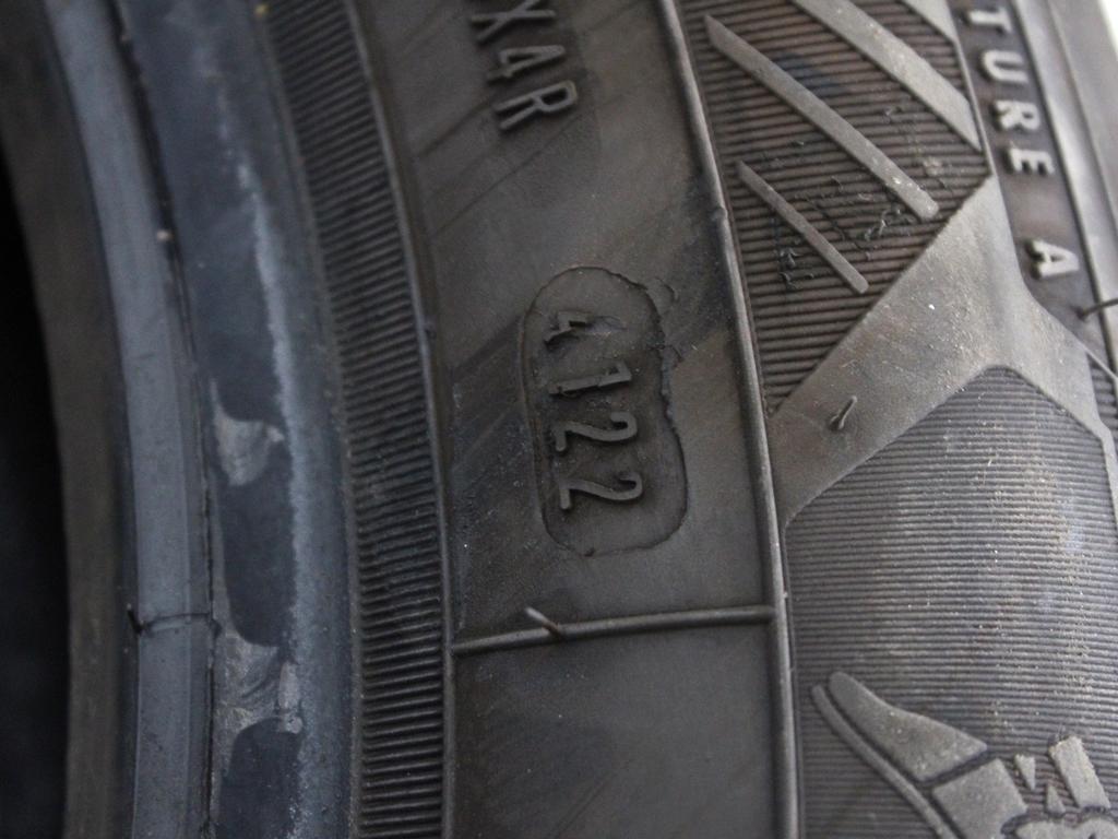 205/55 R16 91V GOODYEAR EFFICIENTGRIP 7.22MM 7.92MM A4122 PNEUMATICI ESTIVI (QUANTITA' 2 GOMME)