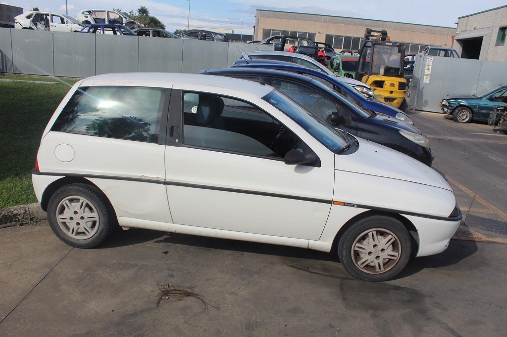 LANCIA Y 1.2 B 44KW 5M 3P (1998) RICAMBI USATI AUTO IN PIAZZALE 