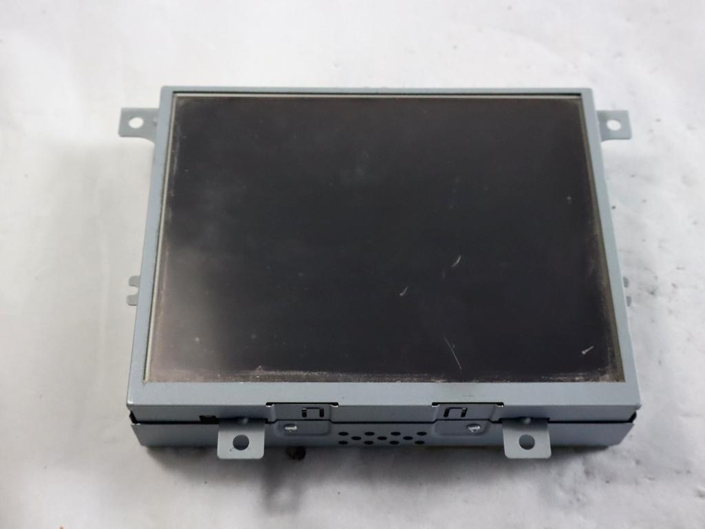 05064993AG DISPLAY RADIO NAVIGATORE FIAT FREEMONT 2.0 D 125KW 6M 5P (2012) RICAMBIO USATO