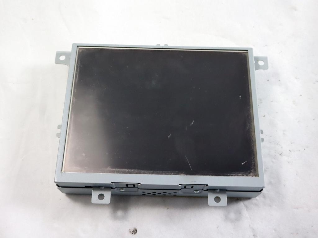 05064993AG DISPLAY RADIO NAVIGATORE FIAT FREEMONT 2.0 D 125KW 6M 5P (2012) RICAMBIO USATO