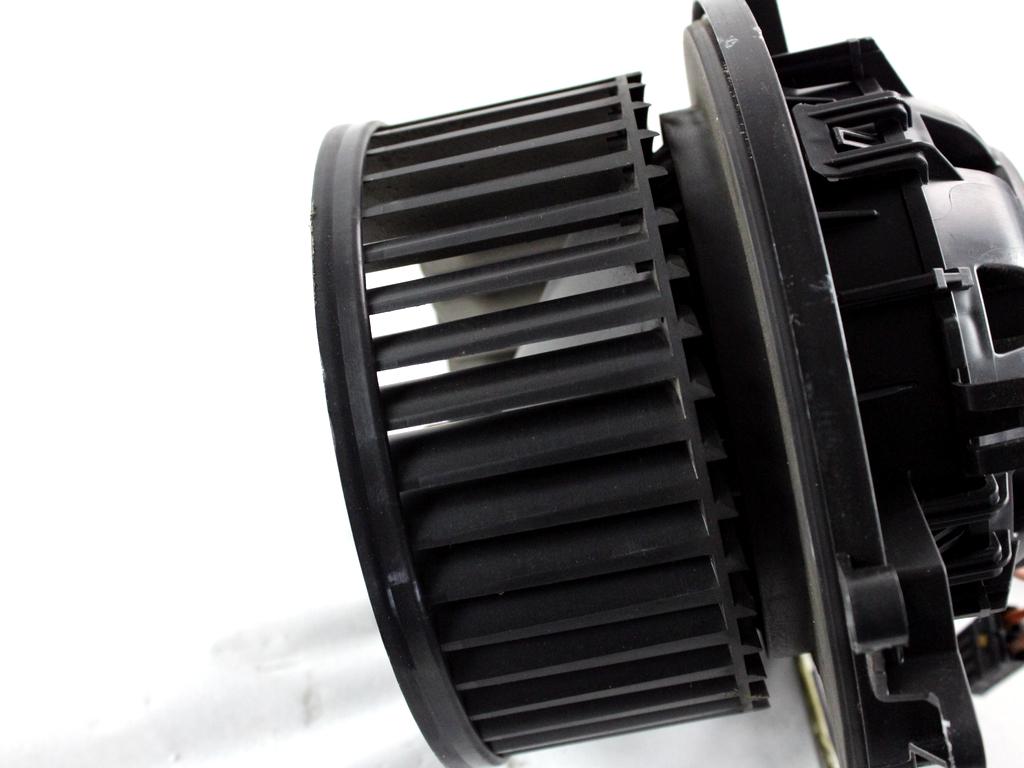 64119350395 MOTORINO VENTOLA VENTILAZIONE ABITACOLO BMW SERIE 2 220I F22 2.0 B 135KW AUT 5P (2014) RICAMBIO USATO