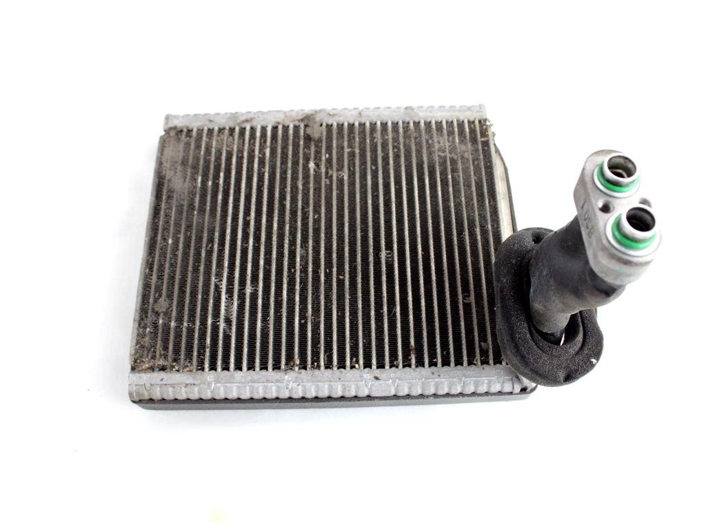 EVAPORATORE RADIATORE CLIMATIZZATORE CLIMA A/C HYUNDAI I20 1.2 G 63KW 5M 5P (2013) RICAMBIO USATO