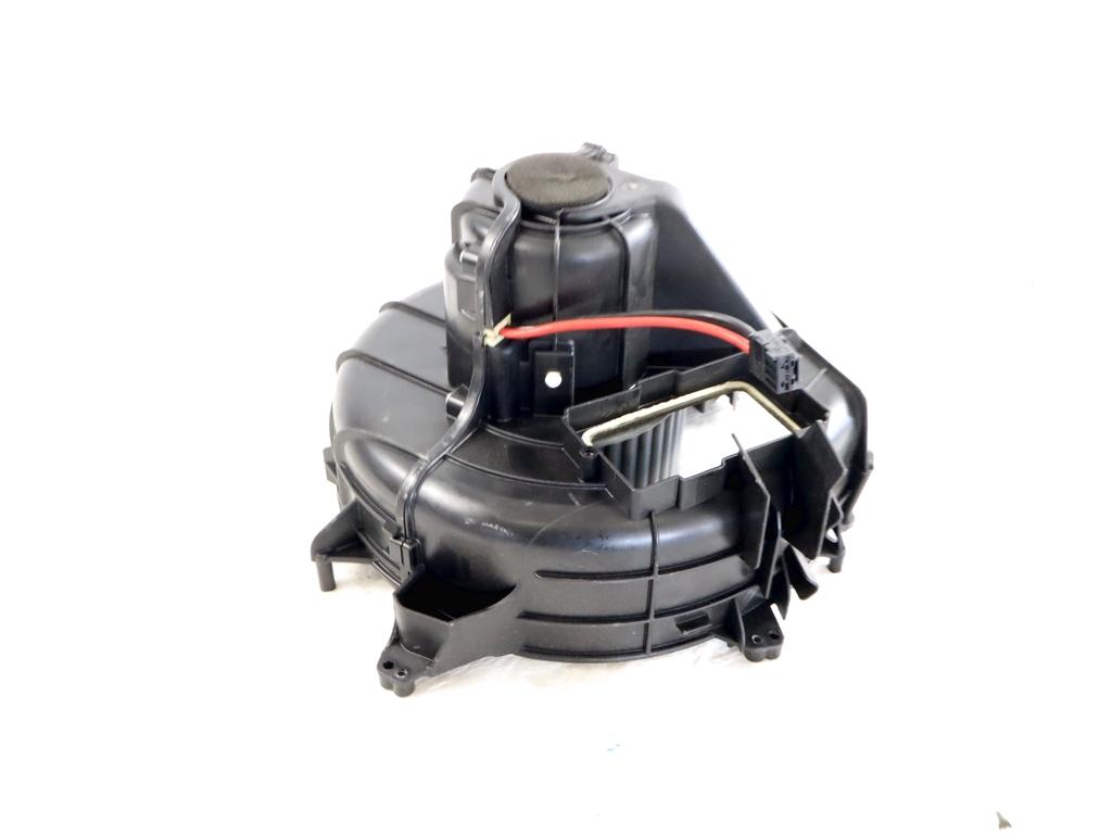 64119242607 MOTORINO VENTOLA VENTILAZIONE ABITACOLO BMW SERIE 5 520XD F11 SW 2.0 D 4X4 135KW AUT 5P (2014) RICAMBIO USATO 