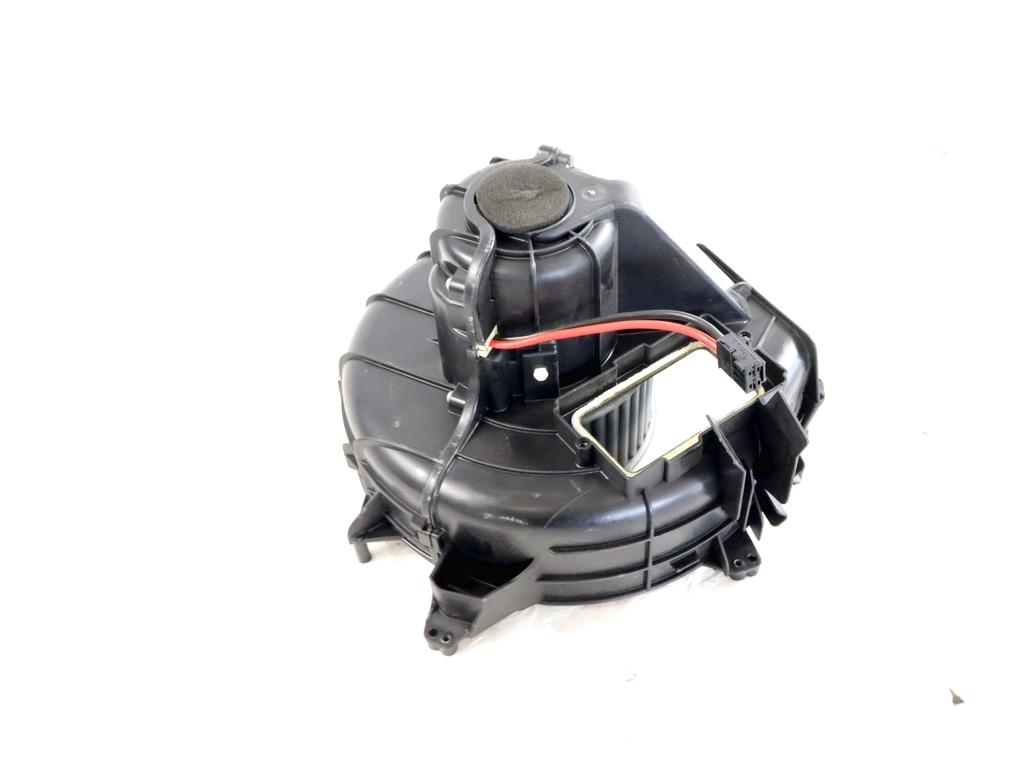 64119242607 MOTORINO VENTOLA VENTILAZIONE ABITACOLO BMW SERIE 5 520XD F11 SW 2.0 D 4X4 135KW AUT 5P (2014) RICAMBIO USATO 