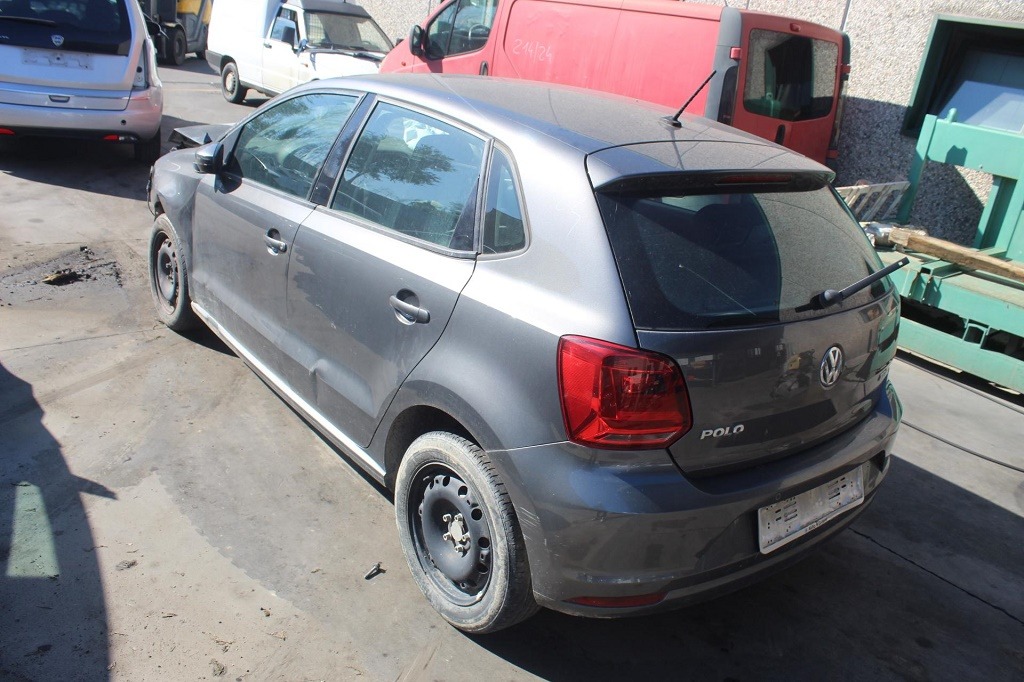 VOLKSWAGEN POLO 1.4 D 55KW 5M 5P (2017) RICAMBI IN MAGAZZINO