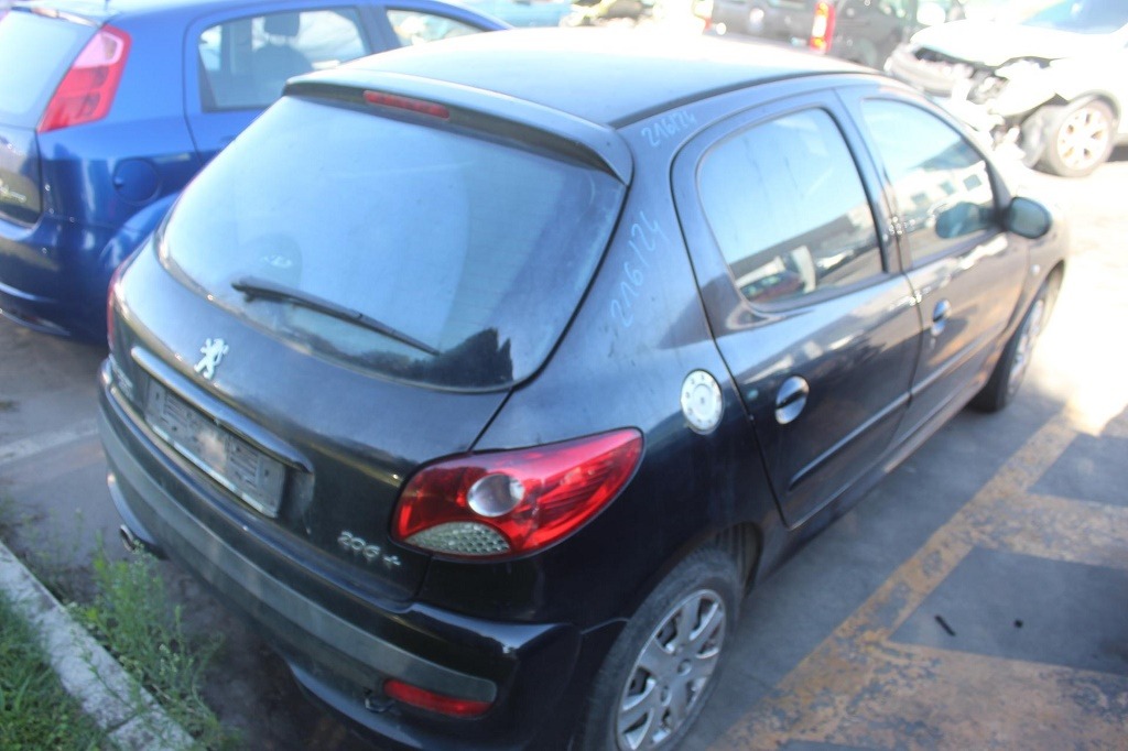 PEUGEOT 206 PLUS 1.1 G 44KW 5M 5P (2012) RICAMBI USATI AUTO IN PIAZZALE 