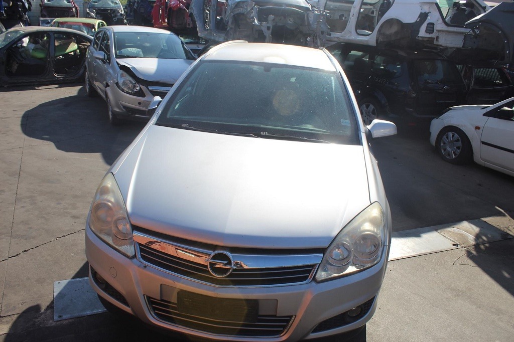 OPEL ASTRA H SW 1.7 D 81KW 6M 5P (2008) RICAMBI USATI AUTO IN PIAZZALE 