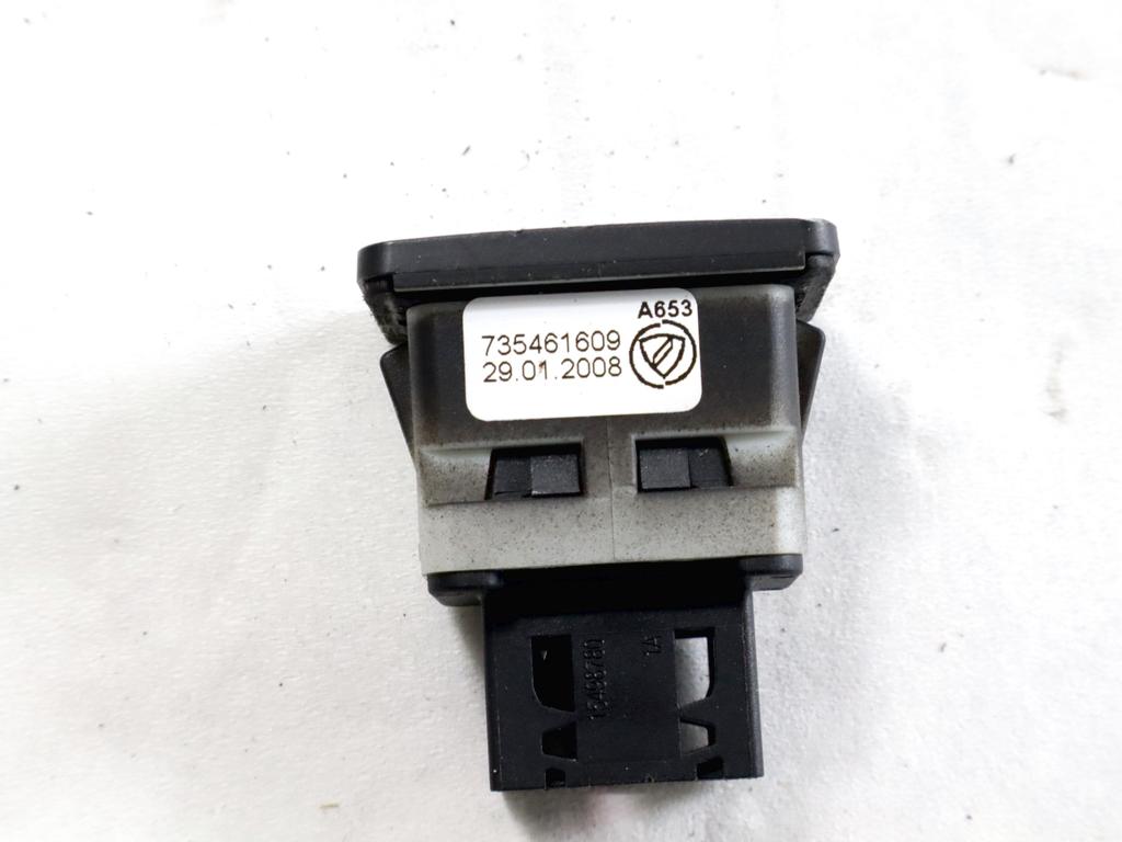 735461609 PORTA INGRESSO USB FIAT QUBO 1.3 D 55KW 5M 4P (2008) RICAMBIO USATO