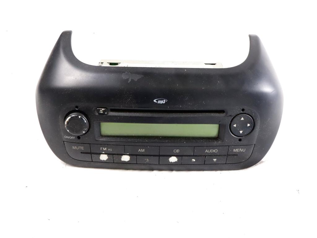 735478084 AUTORADIO FIAT QUBO 1.3 D 55KW 5M 4P (2008) RICAMBIO USATO (NON FORNIAMO CODICE AUTORADIO, MA SOLO NUMERO DI TELAIO VEICOLO)