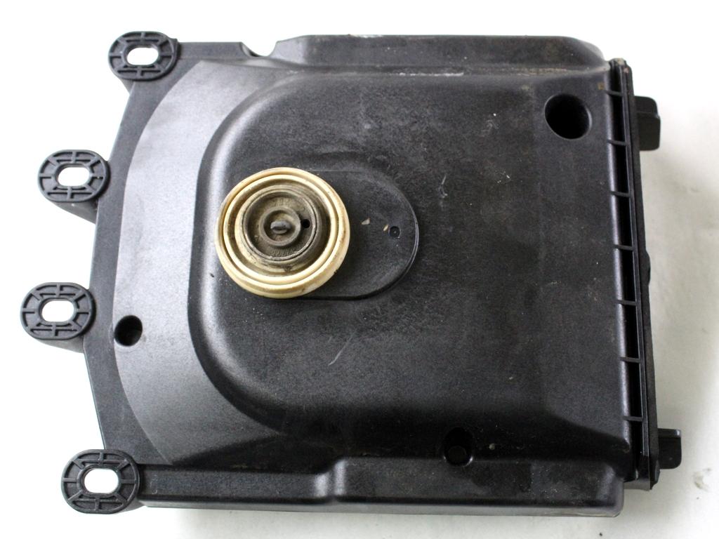 65136919353 CASSA ALTOPARALANTE SUBWOOFER LATO SINISTRO BMW SERIE 5 530D E60 3.0 D 170KW AUT 4P (2006) RICAMBIO USATO 65136929100