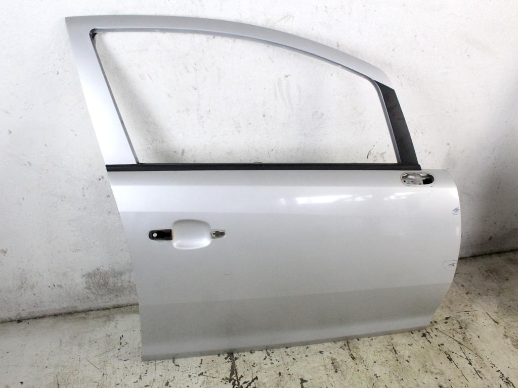 93189329 PORTA ANTERIORE DESTRA PASSEGGERO OPEL CORSA 1.2 G 59KW 5M 5P (2009) RICAMBIO USATO GRAFFIATA