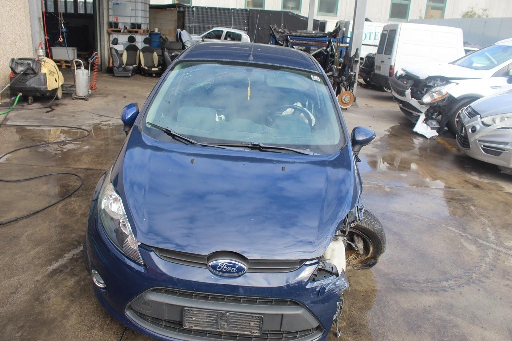 FORD FIESTA 1.4 G 71KW 5M 5P (2012) RICAMBI USATI AUTO IN PIAZZALE 