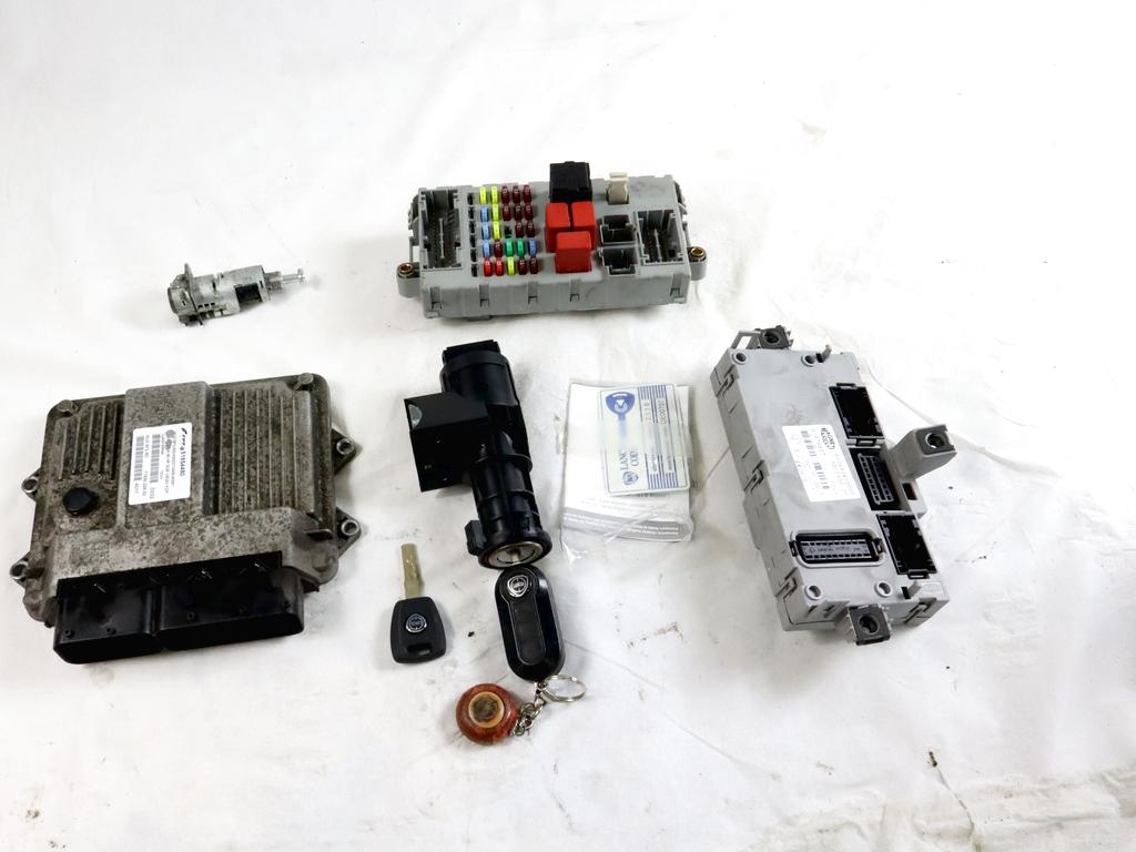 51854480 KIT ACCENSIONE AVVIAMENTO LANCIA MUSA 1.3 D 66KW 5M 5P (2010) RICAMBIO USATO CON CENTRALINA MOTORE, BLOCCHETTI ACCENSIONE APERTURA CON CHIAVE 51878837 46760152