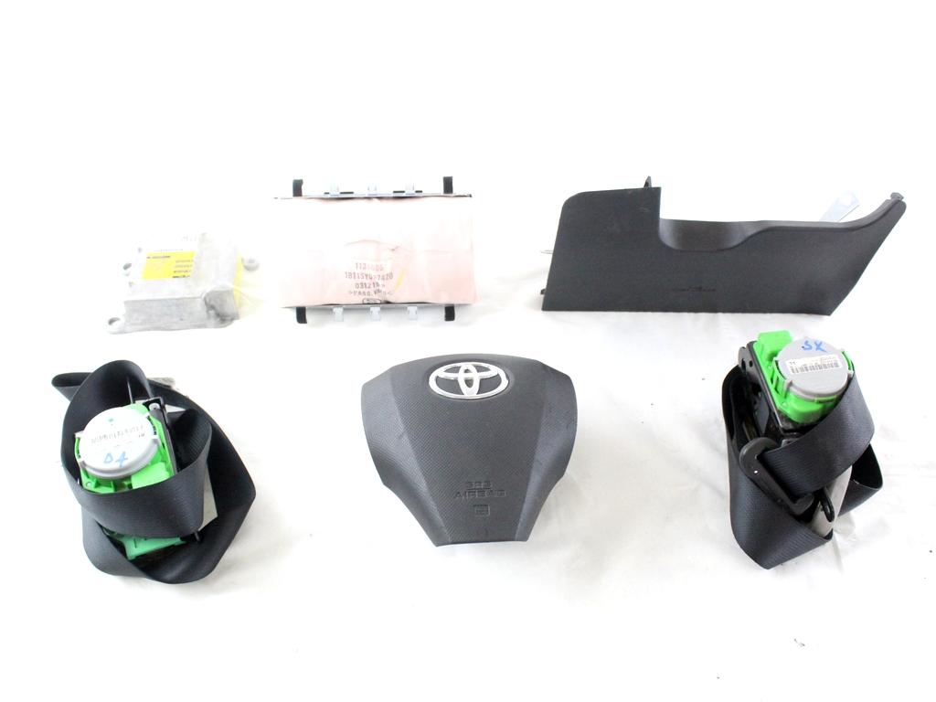 89170-0D220 KIT AIRBAG TOYOTA YARIS 1.3 B 64KW 5M 3P (2008) RICAMBIO USATO CON CENTRALINA AIRBAG, AIRBAG VOLANTE, AIRBAG PASSEGGERO, PRETENSIONATORI CINTURE DI SICUREZZA 45130-0D160-G 451300D150B0 739600D012 