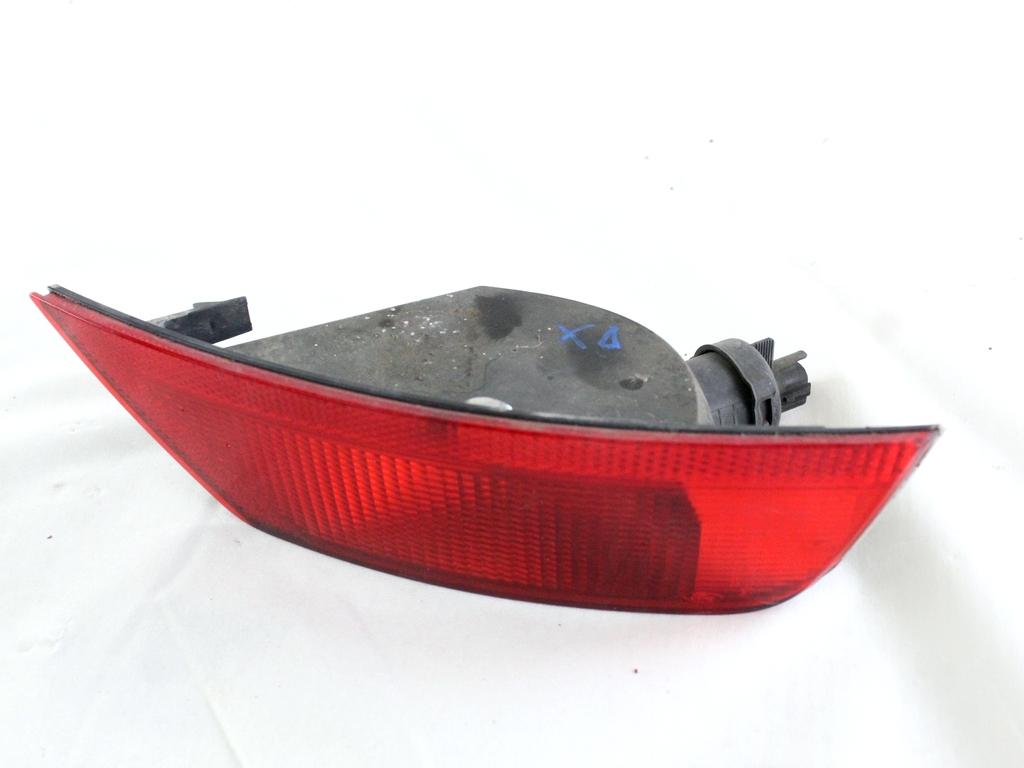 8V41-15K272-AB FARO FANALINO RETRONEBBIA POSTERIORE DESTRO FORD KUGA 2.0 D 103KW 6M 5P (2012) RICAMBIO USATO