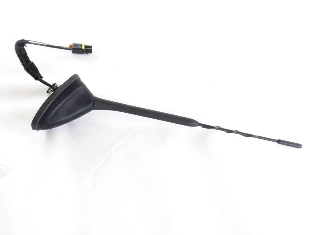 AM5T-18828-BD ANTENNA AUTORADIO TETTO FORD KUGA 2.0 D 103KW 6M 5P (2012) RICAMBIO USATO