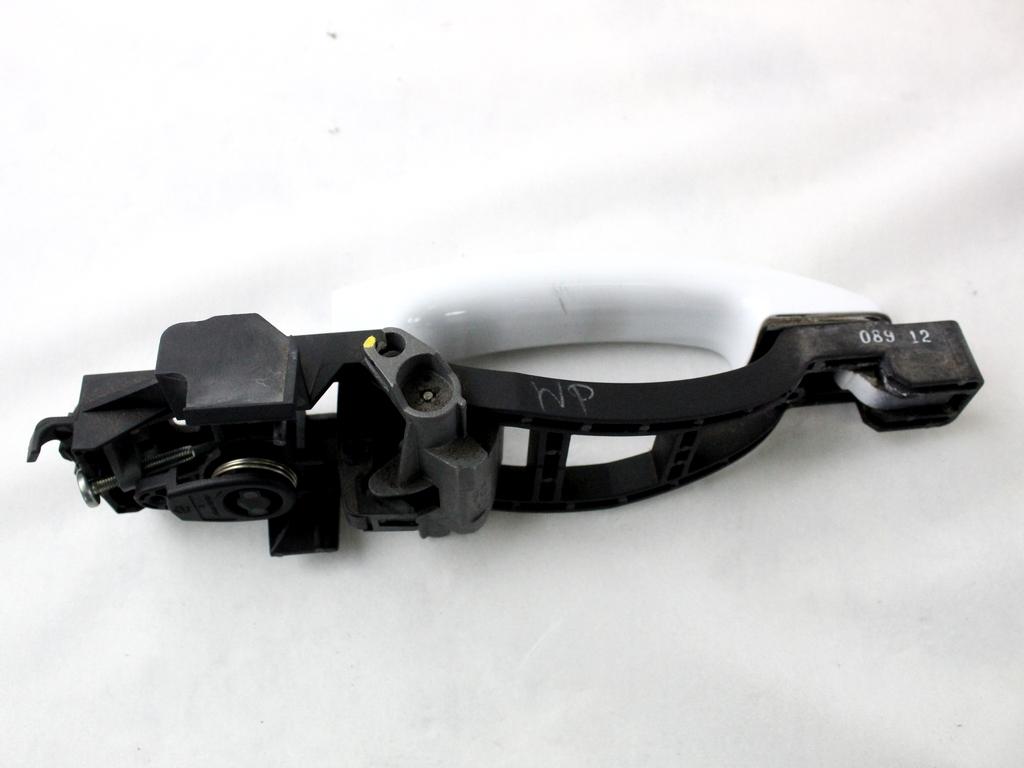 1305822 MANIGLIA ESTERNA PORTA ANTERIORE SINISTRA FORD KUGA 2.0 D 103KW 6M 5P (2012) RICAMBIO USATO