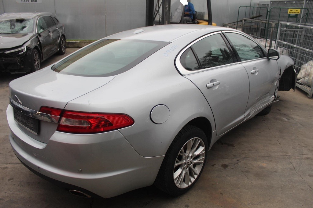 JAGUAR XF 2.7 D 152KW AUT 5P (2009) RICAMBI IN MAGAZZINO