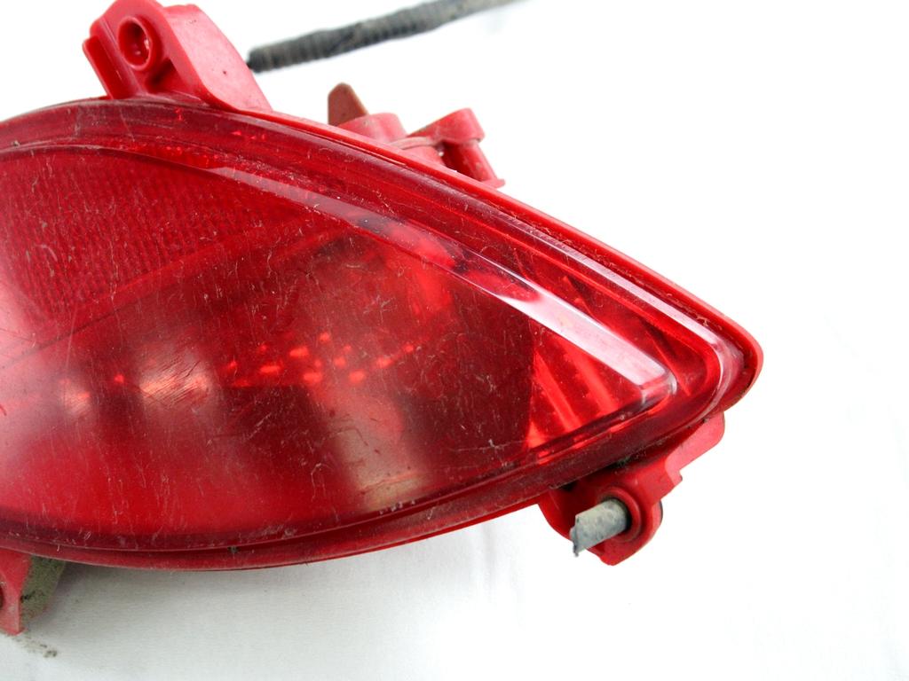 92405-A6100 FARO FANALINO RETRONEBBIA POSTERIORE SINISTRO HYUNDAI I30 SW 1.4 B 73KW 5P (2013) RICAMBIO USATO