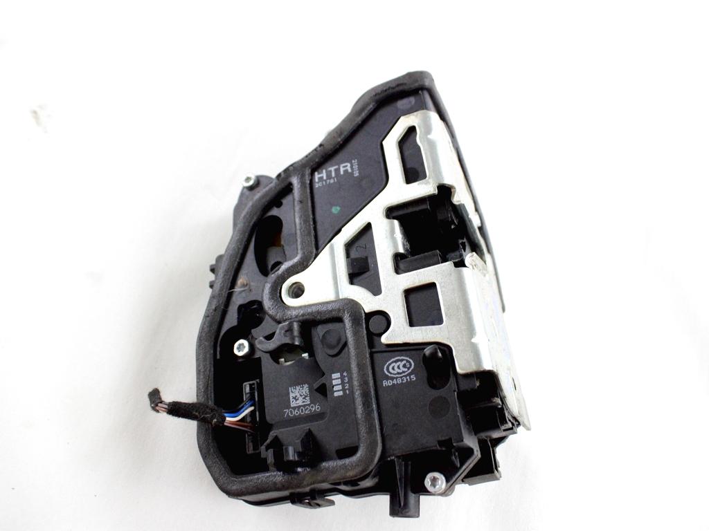 7060296 CHIUSURA SERRATURA PORTE POSTERIORE DESTRA BMW SERIE 3 E90 R 318 I  2.0 B 105KW AUT 4P (2008) RICAMBIO USATO