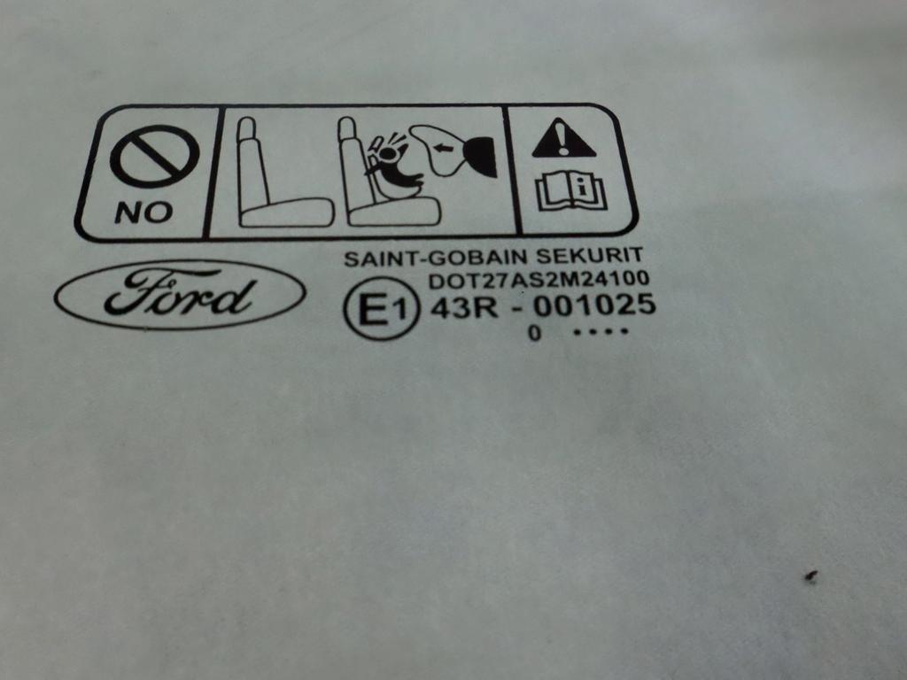 1679583 VETRO SCENDENTE PORTA ANTERIORE DESTRA FORD S-MAX 2.0 D 120KW AUT 5P (2010) RICAMBIO USATO