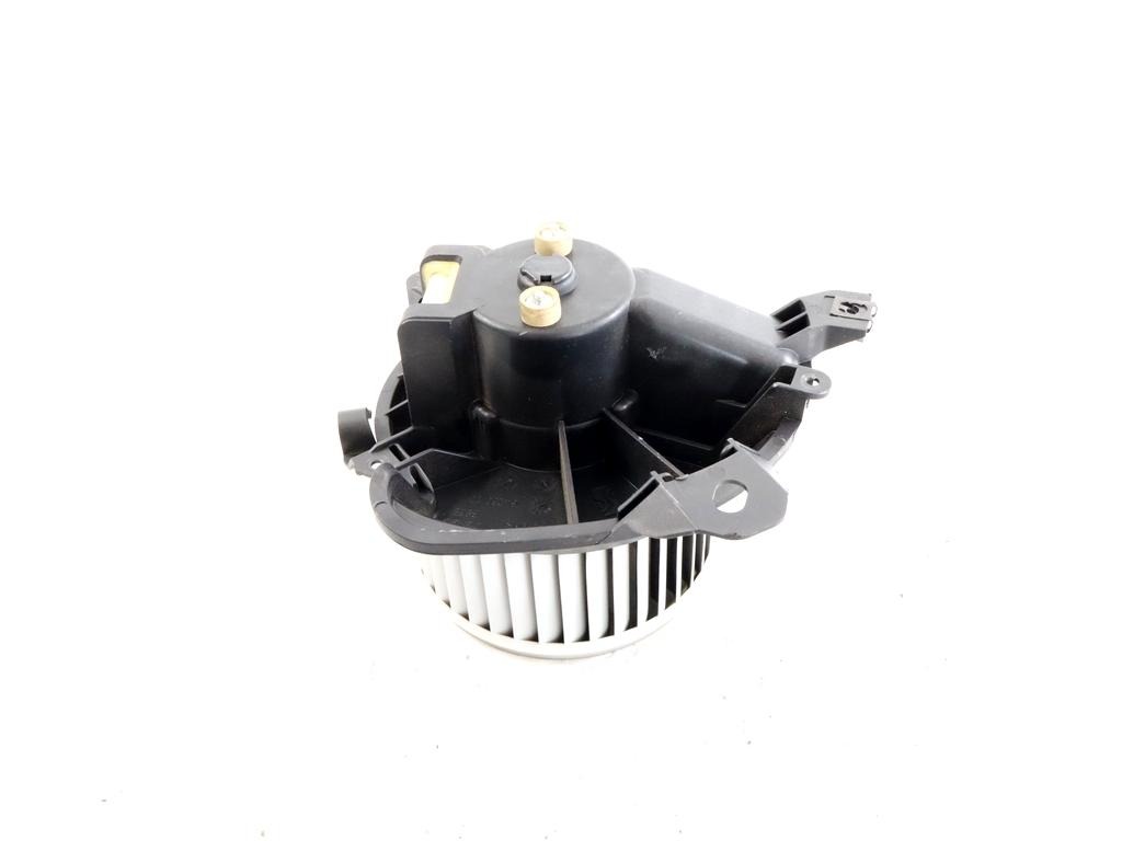 164230100 MOTORINO VENTOLA VENTILAZIONE ABITACOLO  FIAT GRANDE PUNTO 1.2 B 48KW 5M 5P (2008) RICAMBIO USATO