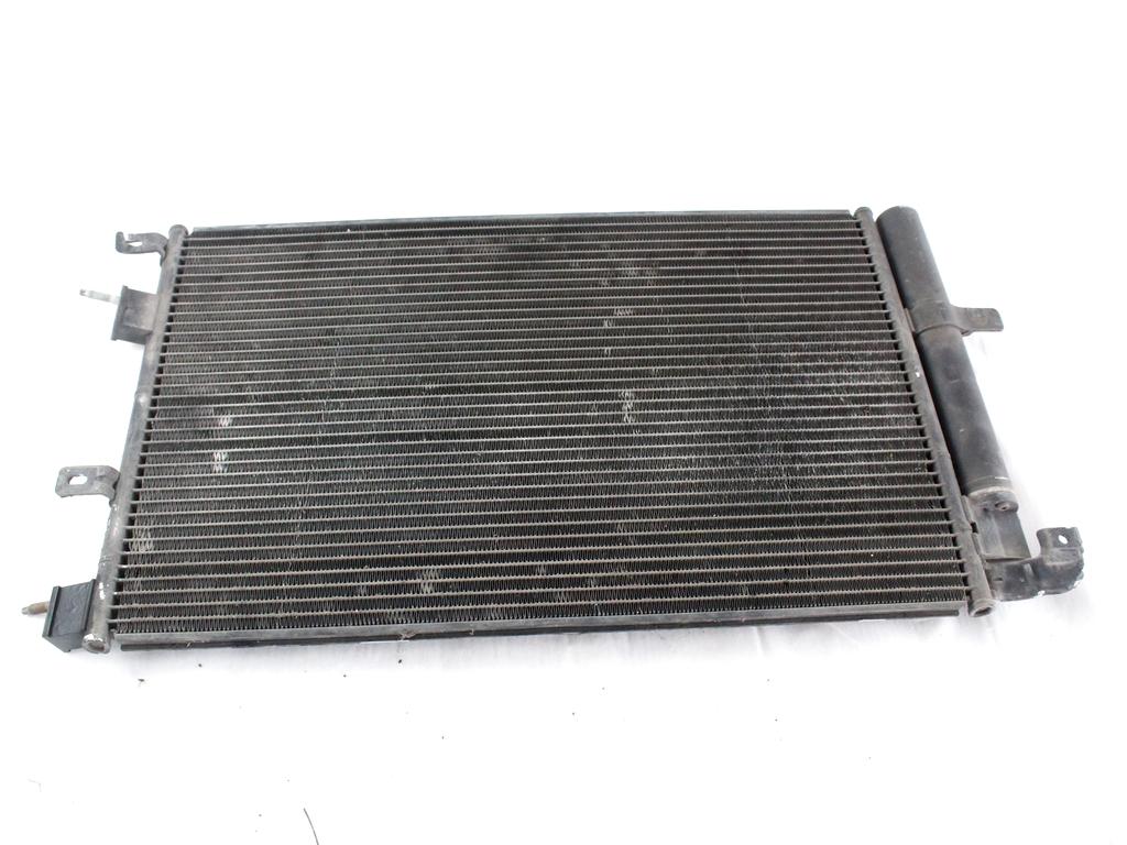 C2Z31742 CONDENSATORE RADIATORE CLIMATIZZATORE CLIMA A/C JAGUAR XF 2.7 D 152KW AUT 5P (2009) RICAMBIO USATO