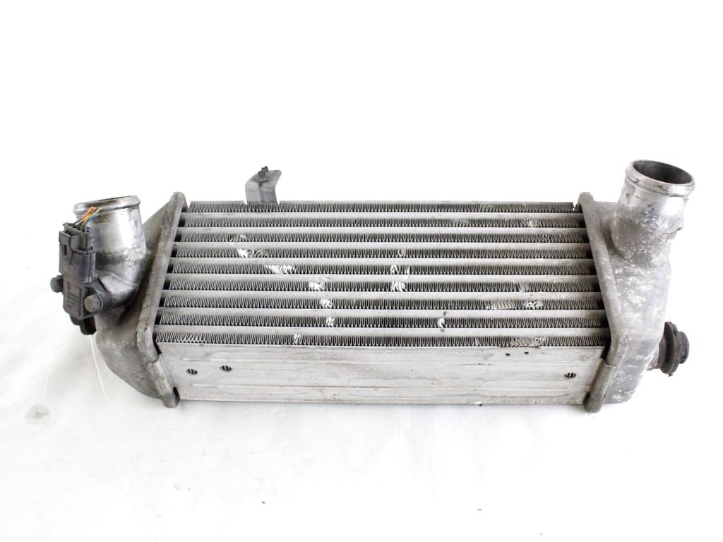 28271-2A700 RADIATORE INTERCOOLER SCAMBIATORE ARIA-ARIA KIA VENGA 1.4 D 66KW 6M 5P (2011) RICAMBIO USATO