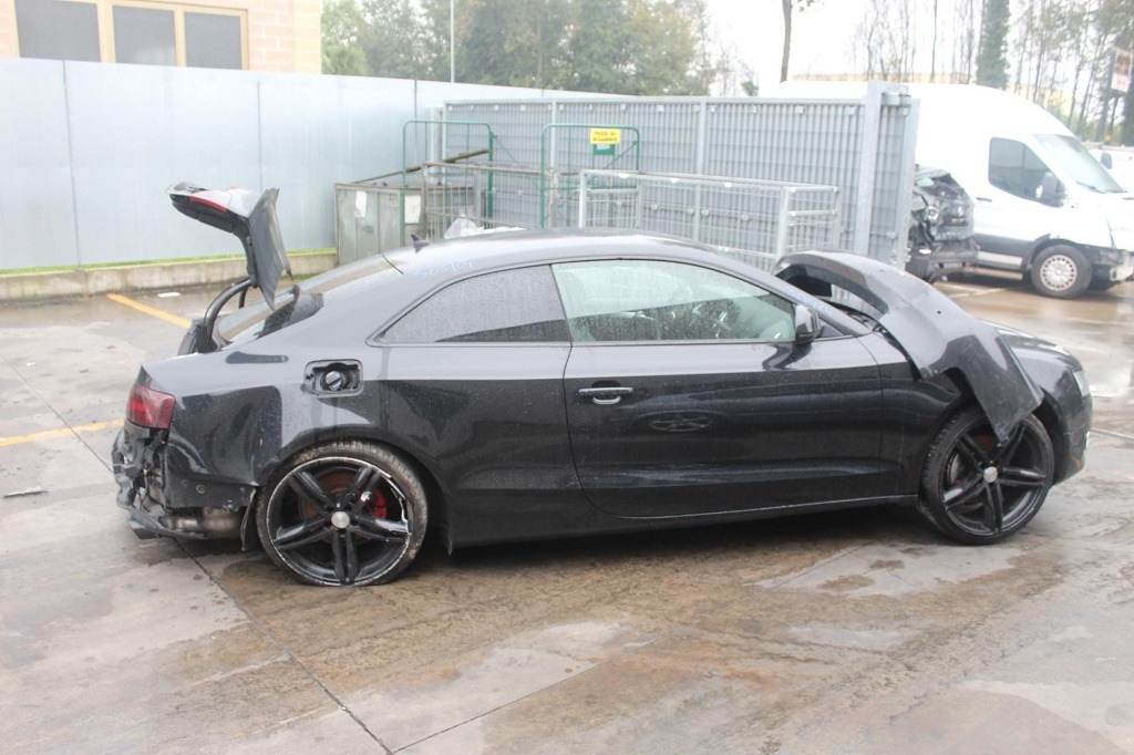 AUDI A5 3.0 D 4X4 176KW AUT 3P (2009) RICAMBI IN MAGAZZINO