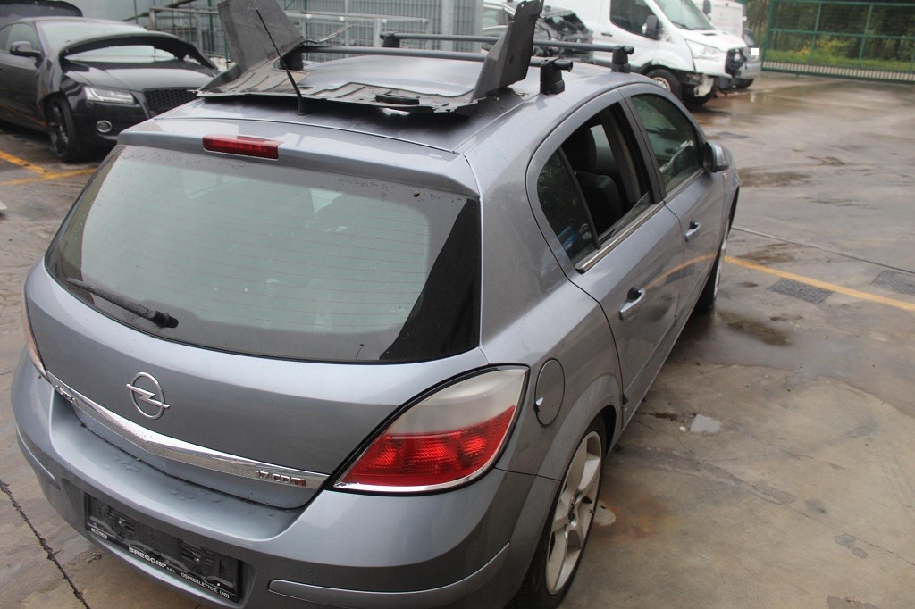 OPEL ASTRA H 1.7 D 74KW 5M 5P (2004) RICAMBI USATI AUTO IN PIAZZALE 