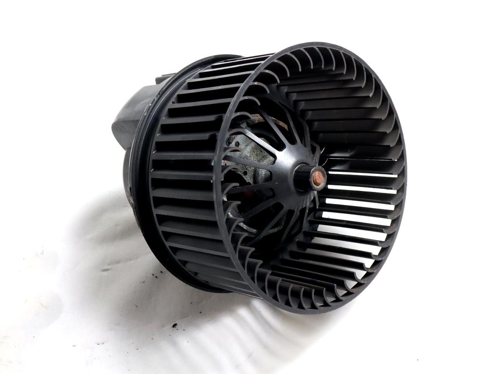 AV6N-18456-DA MOTORINO VENTOLA VENTILAZIONE ABITACOLO PER VEICOLI CON GUIDA A DESTRA FORD GRAND C-MAX 1.5 D RHD 88KW AUT 5P (2016) RICAMBIO USATO