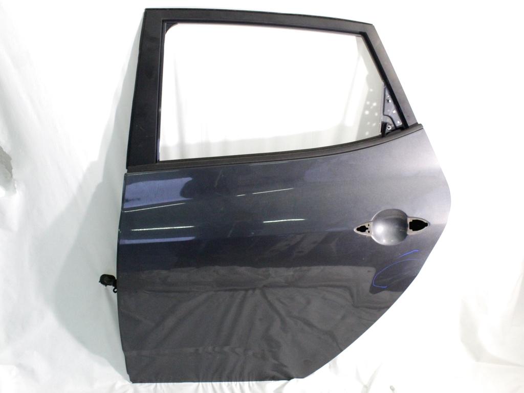 770031P000 PORTA POSTERIORE SINISTRA KIA VENGA 1.4 D 66KW 6M 5P (2011) RICAMBIO USATO LEGGERMENTE AMMACCATA