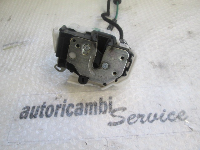 CENTRALNI ZAKLEP SPREDNJIH VRAT  OEM N. 50513051 ORIGINAL REZERVNI DEL ALFA ROMEO 159 939 BER/SW (2005 - 2013) DIESEL LETNIK 2006