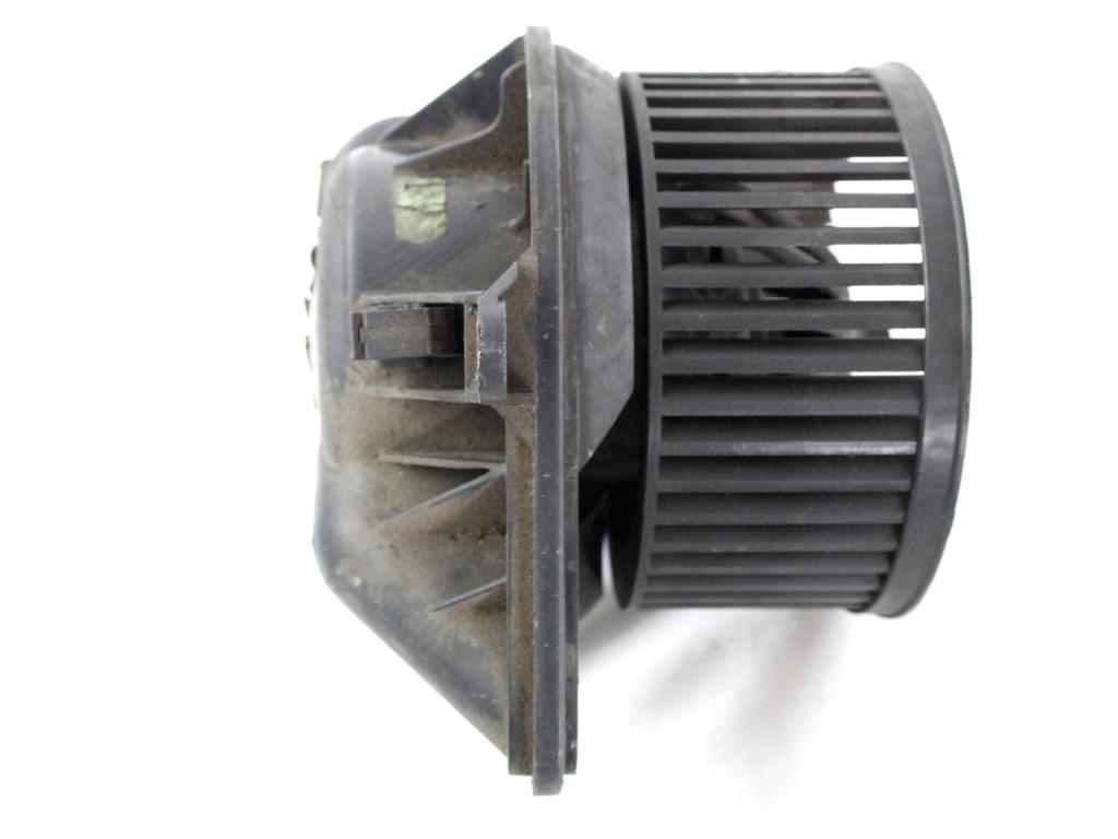 91158687 MOTORINO VENTOLA VENTILAZIONE ABITACOLO OPEL VIVARO 1.9 D 60KW 5M 2P (2002) RICAMBIO USATO