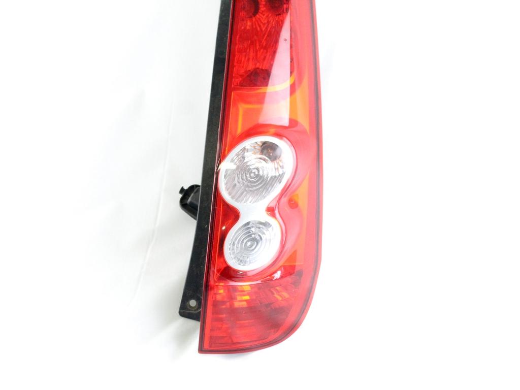 6S61-13404-AG FARO FANALE POSTERIORE DESTRO FORD FIESTA 1.2 B 55KW 5M 5P (2007) RICAMBIO USATO