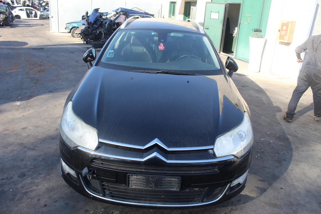 CITROEN C5 SW 2.0 D 120KW AUT 5P (2012) RICAMBI USATI AUTO IN PIAZZALE 