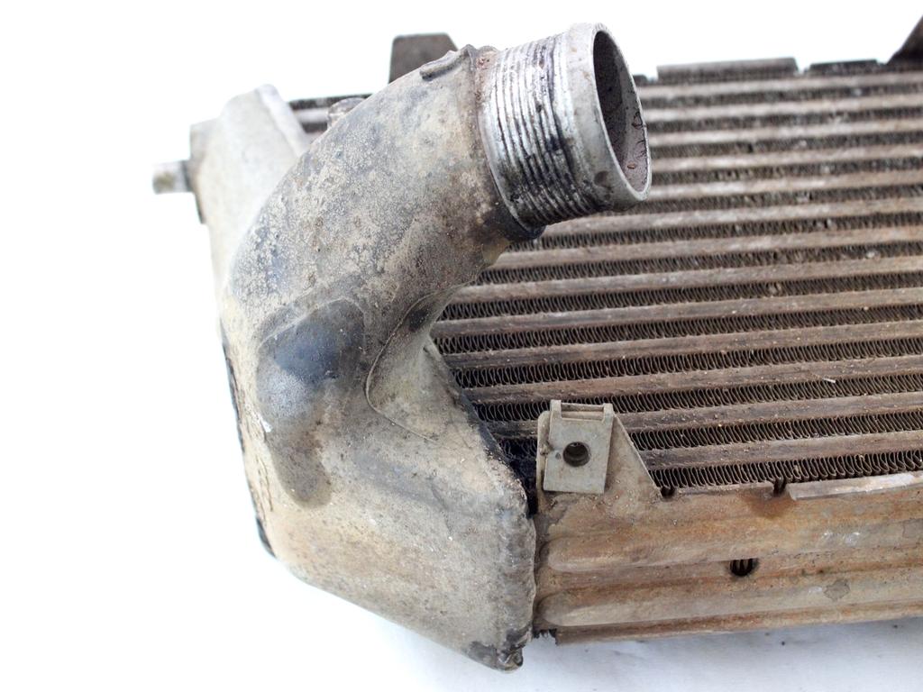 4E0145806D RADIATORE INTERCOOLER SCAMBIATORE ARIA/ARIA LATO DESTRO AUDI A8 3.0 D 171 KW 4X4 (2005) RICAMBIO USATO