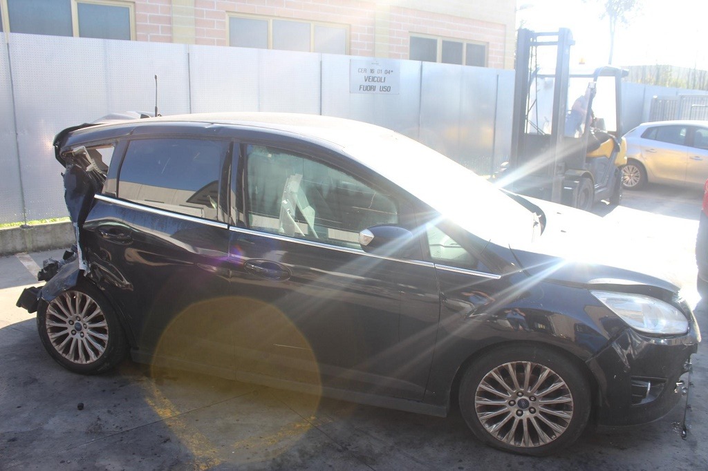 FORD C-MAX 1.6 G 88KW 5M 5P (2014) RICAMBI USATI AUTO IN PIAZZALE 