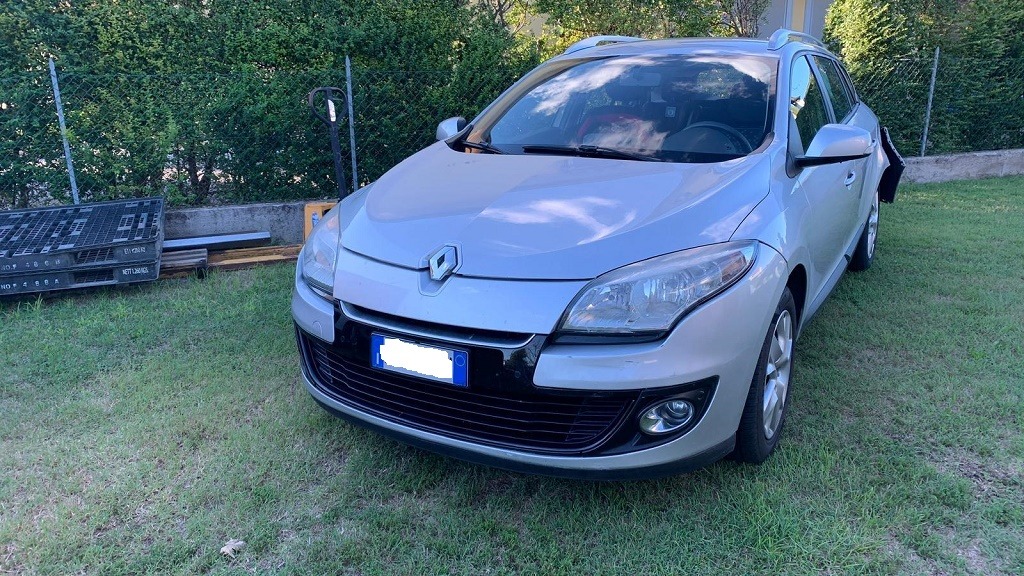 RENAULT MEGANE SW 1.5 D 81KW 6M 5P (2012) RICAMBI IN MAGAZZINO